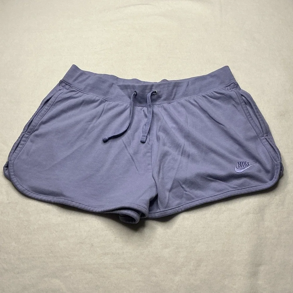 Nike wear colors